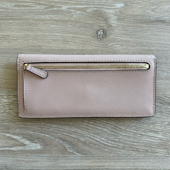 Michael Kors Blush Wallet - Picture 6 of 9